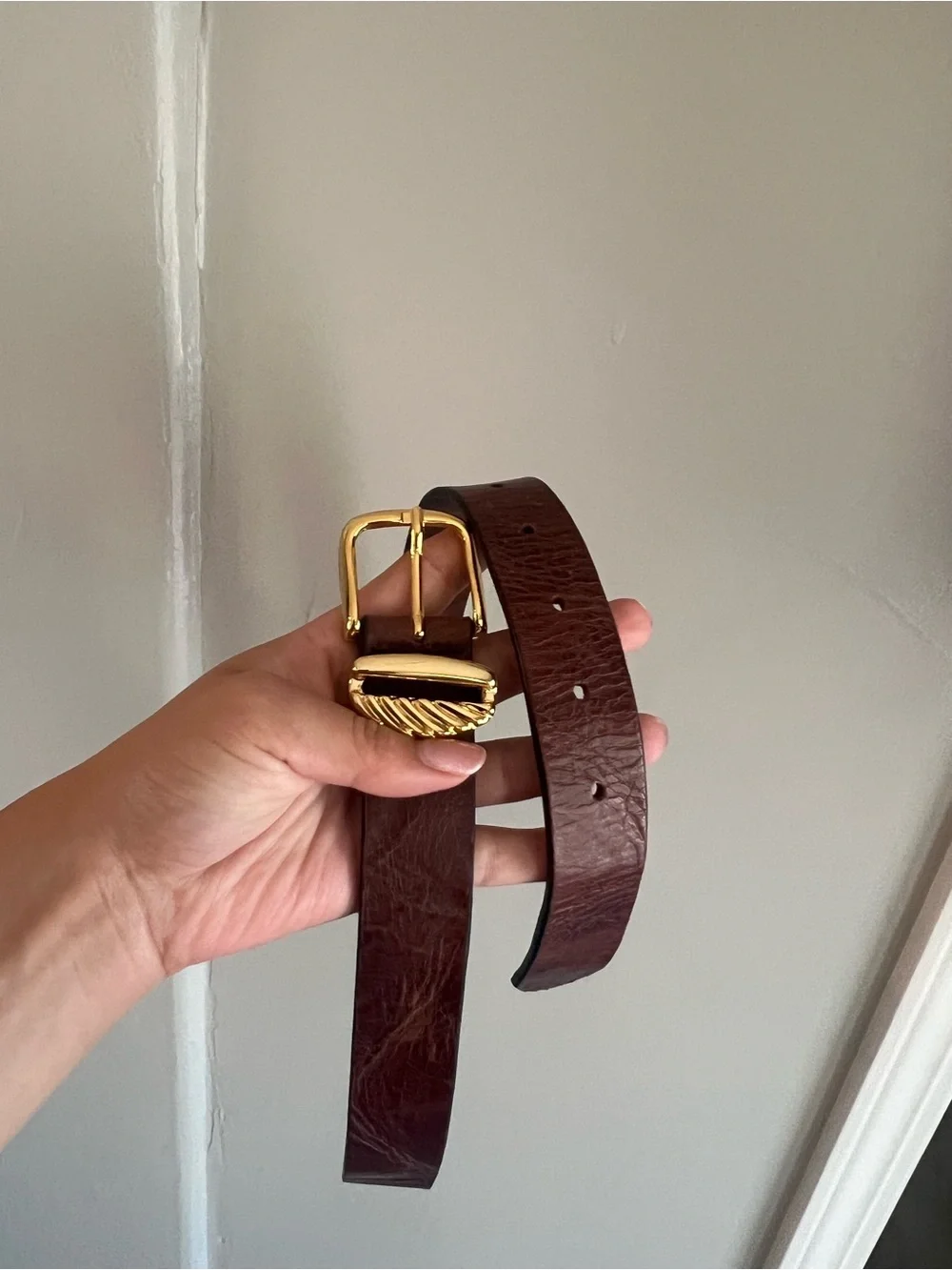 AUREUM Dark Brown Leather Women’s Belt with Gold Buckle